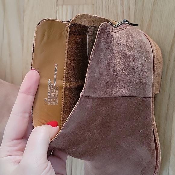 Kork-Ease Kecia Bootie, size 7.5 - Picture 5 of 8